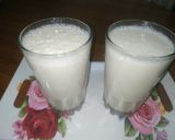 A picture of step 3 of Apple Banana shake.