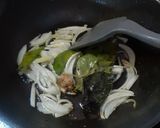 Foto langkah ke 2 dari resep Kerang Saus Tiram.