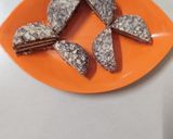 ખજૂર ડ્રાયફ્રુટ બિસ્કીટ (Khajoor Dryfruit Biscuit Recipe In Gujarati) રેસીપી સ્ટેપ4ફોટો