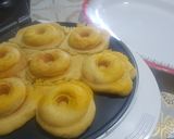 A picture of step 4 of Banana mini donuts.