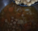 Foto del paso 5 de la receta: Potaje de garbanzos calentito, que podría ser vegetariano 🌱