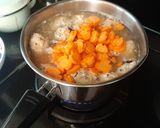 Foto langkah ke 4 dari resep Sup Bakso Lohoa Tanpa Tepung.