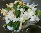 Foto langkah ke 4 dari resep Bihun Kuah Pedas.