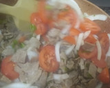 Foto del paso 3 de la receta: Bisteces de res entomatados con apio