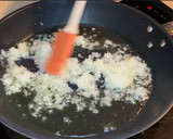 Foto del paso 2 de la receta: Tintorera, huevos y papas