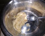 Foto langkah ke 2 dari resep Pancake pisang kilat 1 telur.