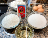 Foto del paso 1 de la receta: Pastel de coco caramelizado, sin horno, “ sin gluten “