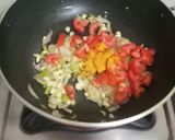 A picture of step 2 of Methi matar.