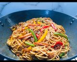A picture of step 3 of Schezwan noodles.