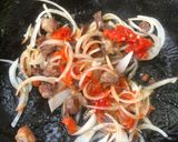 A picture of step 2 of Stir fried potatoes.