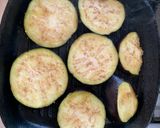 Foto del paso 2 de la receta: Brusquetas con berenjena grillada y lascas de parmesano