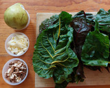 Foto del paso 1 de la receta: Ensalada de acelgas con pera y nueces