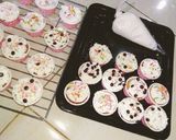 Foto langkah ke 8 dari resep Cupcake Mini.