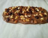 Foto del paso 3 de la receta: Chocolate con frutos secos y más