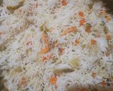 A picture of step 7 of Egg veg fried rice.