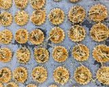 Foto langkah ke 5 dari resep Garlic Cheese Cookies.