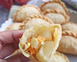 Foto langkah ke 8 dari resep Pastel Kentang Wortel.