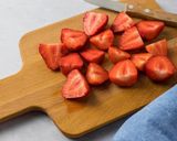 Foto del paso 2 de la receta: Smoothie de fresas, arándanos y banano
