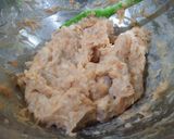 Foto langkah ke 4 dari resep Siomay Ayam Udang Jamur.