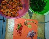 Foto langkah ke 2 dari resep Kerang pedas merah.
