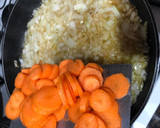 Foto del paso 2 de la receta: Fricandó de ternera con puré de patata y emulsión de aceite de trufa