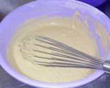 A picture of step 2 of Pan cakes.