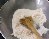 A picture of step 4 of Rava ladoo in south indian style.
