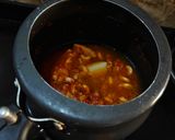 A picture of step 4 of Macaroni With Potato Curry.