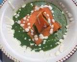 Foto del paso 3 de la receta: Crema de espinacas con chips de zanahoria
