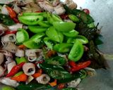 Foto langkah ke 6 dari resep Cumi asin cabe + pete #keto friendly.