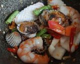 รูปขั้นตอนการทำที่ 4 ของ ส้มตำทะเลทุเรียน