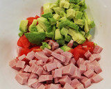 Foto del paso 8 de la receta: Ensalada de pasta espectacular con tomate y aguacate