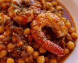 Foto del paso 8 de la receta: Garbanzos estofados con gambas