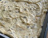 A picture of step 3 of Sultana and orange traybake.
