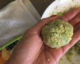 Foto del paso 5 de la receta: Tortitas de brócoli y coliflor con avena