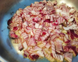 Foto del paso 1 de la receta: Pollo salteado con chorizo