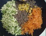 Foto del paso 4 de la receta: Morrón relleno de picadillo y puré de papa
