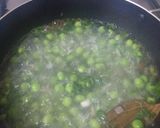 A picture of step 1 of Peas shorba/ soup.