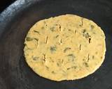 Dry Methi Leaves In Missi Roti On Tava recipe step 5 photo