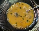 A picture of step 2 of Simple and quick omelette.