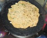 A picture of step 5 of Missi roti.