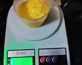 A picture of step 2 of Besan aur gond ke ladoo.