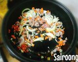 รูปขั้นตอนการทำที่ 3 ของ ข้าวผัดไข่ใส่ซีอิ้วดำ