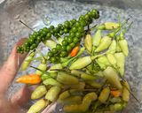 Hình bước làm 3 của món Lẩu Gà Lá É Măng Chua Ăn Kèm Các Loại Nấm