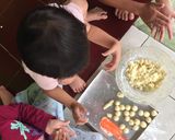 Foto langkah ke 3 dari resep Potato pom-pom (bola-bola kentang keju).