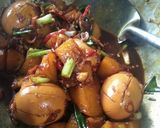 Foto langkah ke 4 dari resep Telur Kentang Tumis Kecap.