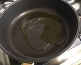 Une image de l'étape 6 de Bœuf aux poivrons, courgette et pesto de fanes de radis.
