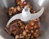 A picture of step 4 of Mini Hazelnut and Walnut Praline Piononos with Pastry Cream.