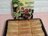 Plăcută tip baclava cu nucă stafide și nucă de cocos