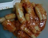 Foto langkah ke 9 dari resep Tteobokki homemade.